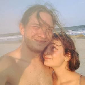 Meet your Posher, Isis